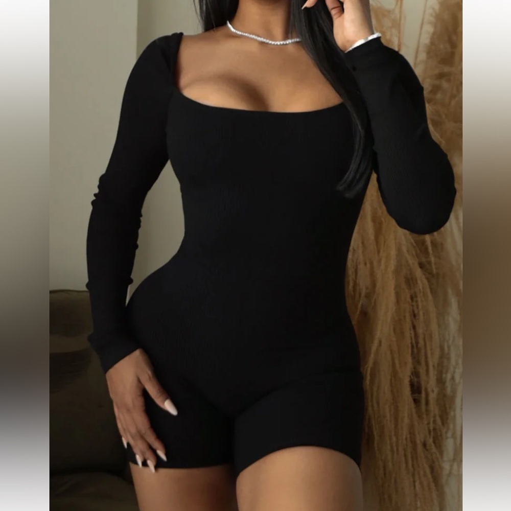 Fashion Nova Sexy Snatched Romper - Black Sz small